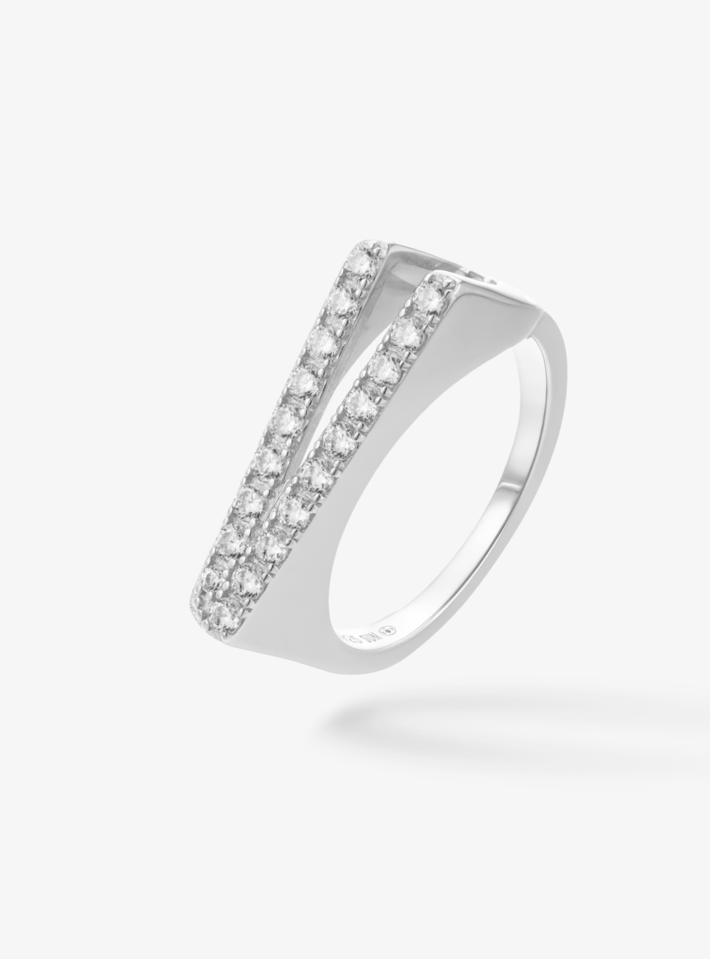 Bague Initial V - Sun Society 