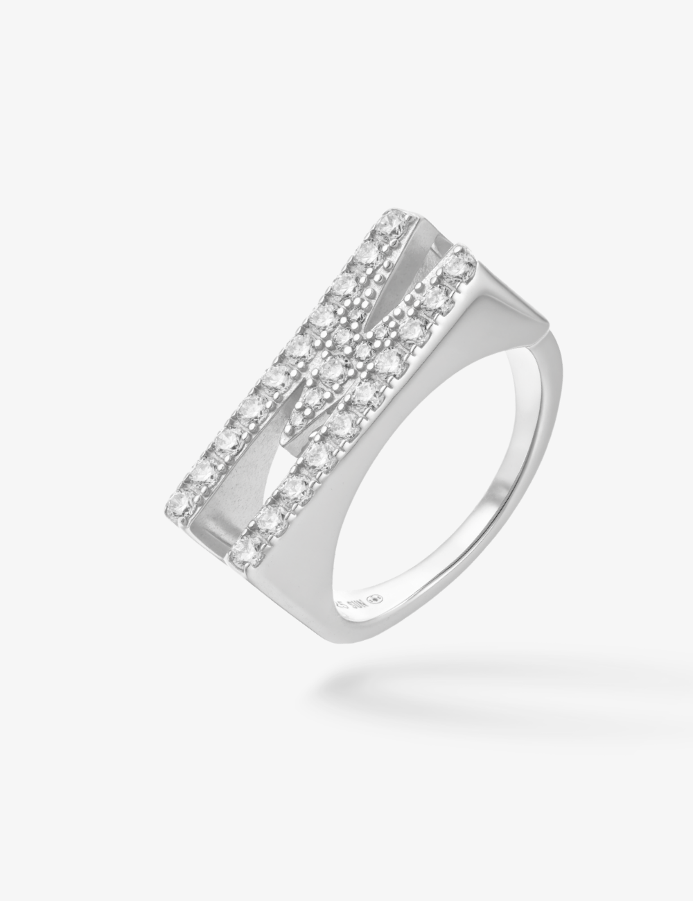 Bague Initial M - Sun Society 